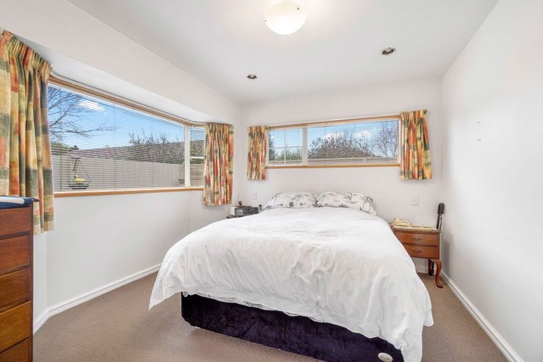 Photo of property in 8 Reading Street, Upper Riccarton, Christchurch, 8041