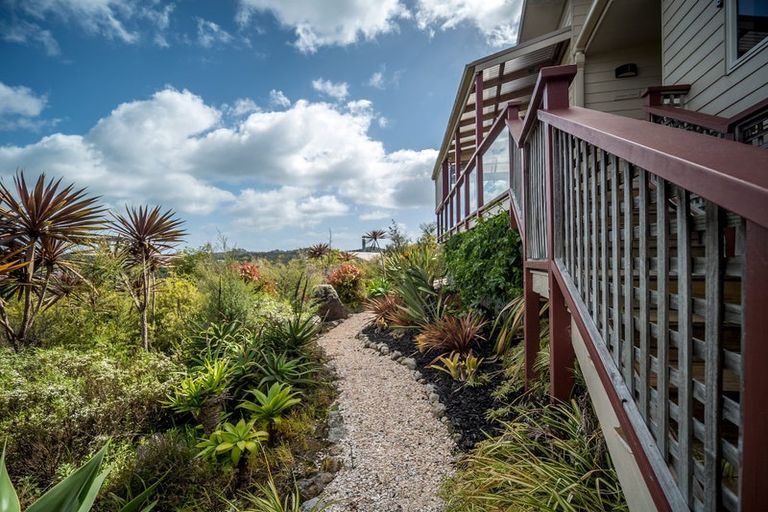 Photo of property in 9 Toi Track, Russell, 0272