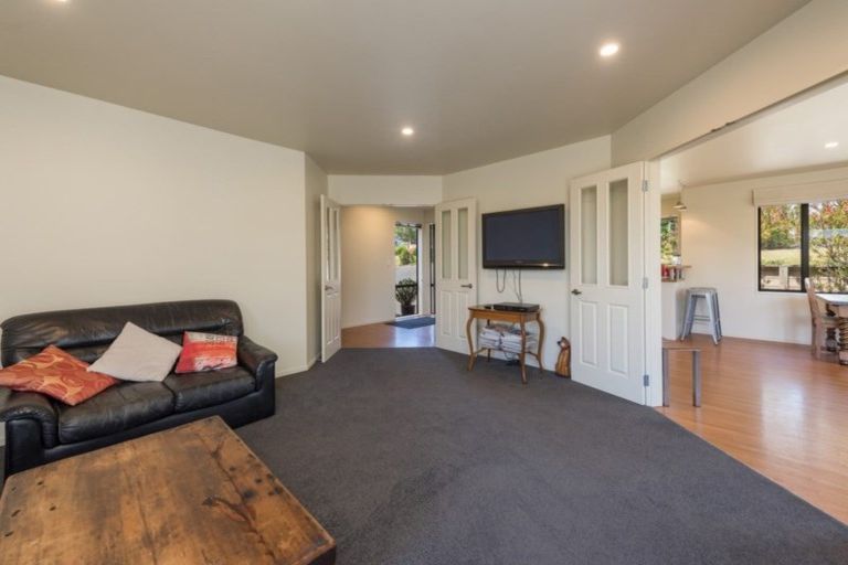 Photo of property in 10 Lobank Place, Richmond, 7020