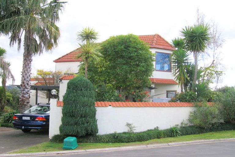 Photo of property in 110 Bruce Wallace Place, Whangamata, 3620