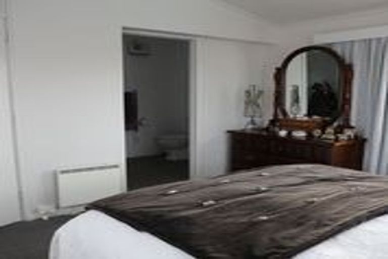 Photo of property in 14 Queenwood Avenue, Queenwood, Hamilton, 3210