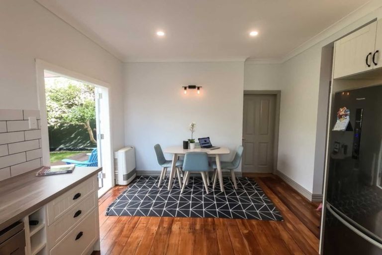 Photo of property in 156 Kings Crescent, Hutt Central, Lower Hutt, 5010