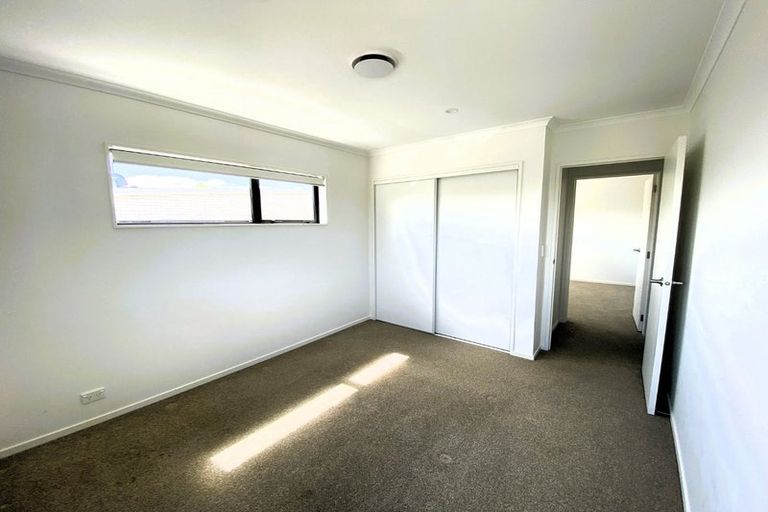 Photo of property in 30b Titoki Street, Te Atatu Peninsula, Auckland, 0610