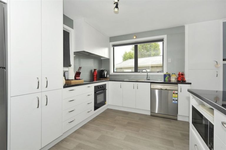 Photo of property in 67 Boston Avenue, Hornby, Christchurch, 8042