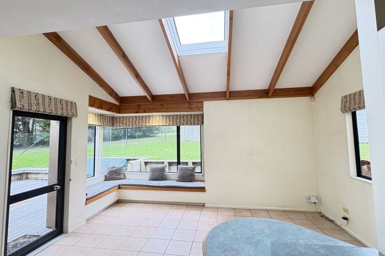 Photo of property in 30 Royal View Road, Te Atatu South, Auckland, 0610