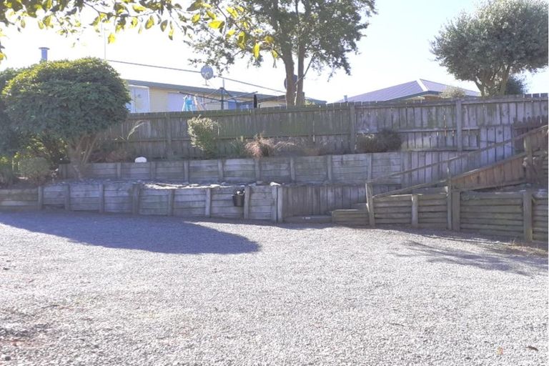 Photo of property in 6 Ellesmere Place, Oceanview, Timaru, 7910