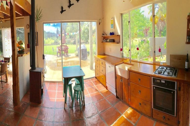 Photo of property in Cob Cottage, 170 Main Rd Spring Grove, Brightwater, Wakefield, 7095