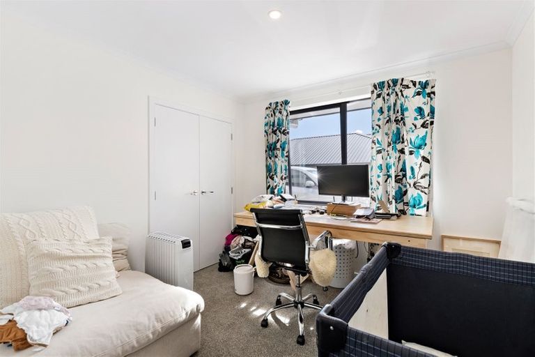 Photo of property in 12 Hebbard Court, Albert Town, Wanaka, 9305