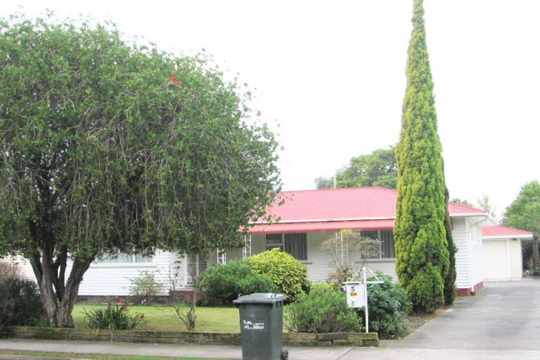 Photo of property in 5 Alamein Crescent, Onekawa, Napier, 4110