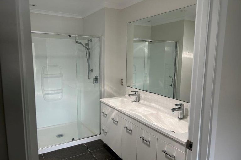 Photo of property in 8 Skylark Road, Hobsonville, Auckland, 0616