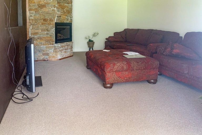 Photo of property in 18 Dorset Street, Picton, 7220