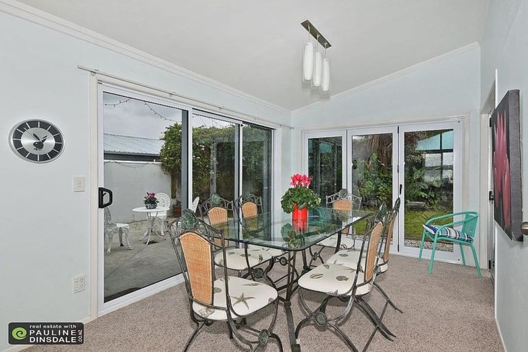 Photo of property in 10 Waikaraka Beach Road, Tamaterau, Whangarei, 0174