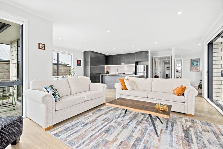 Photo of property in 1 Kia Kaha Drive, Snells Beach, 0920