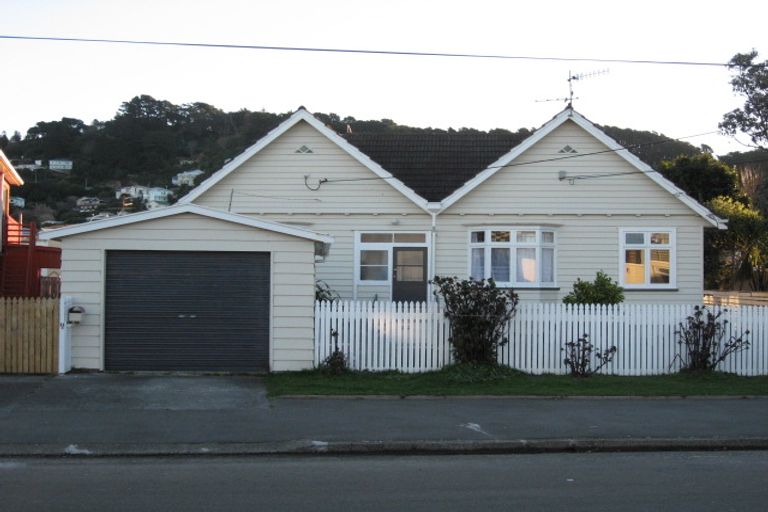 Photo of property in 21 Kemp Street, Kilbirnie, Wellington, 6022