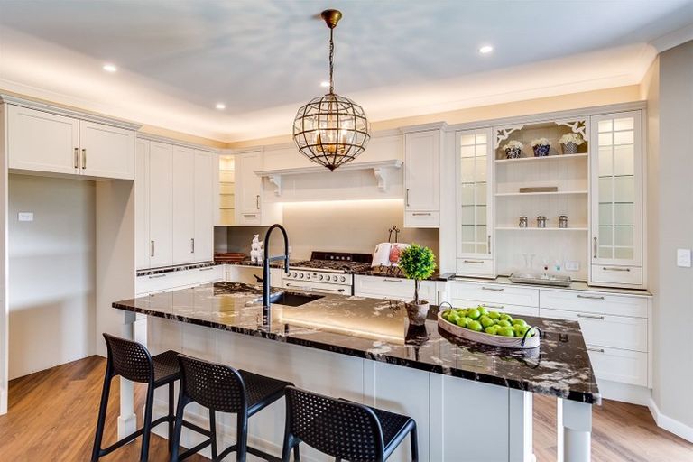 Photo of property in 14 Gee Place, Taradale, Napier, 4112