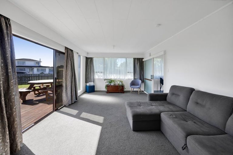 Photo of property in 15 Wilson Road, Opunake, 4616