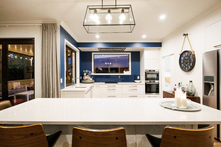 Photo of property in 9 Awatea Terrace, Hokowhitu, Palmerston North, 4410