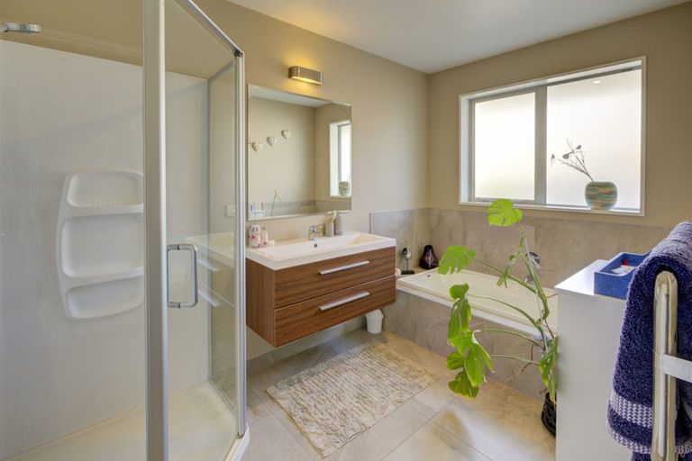 Photo of property in 10 Woodglen Drive, Woodend, 7610