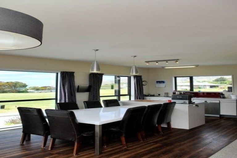 Photo of property in 4 Patiki Place, Diamond Harbour, Lyttelton, 8971