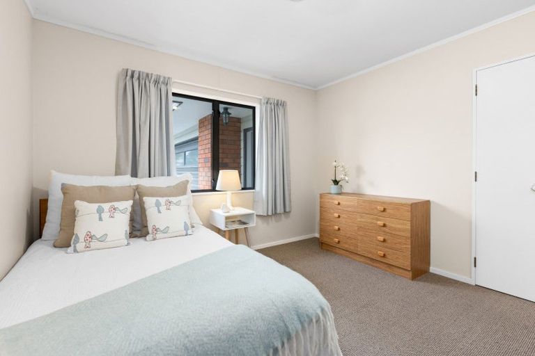 Photo of property in 98 Crystall Road, Pakipaki, Hastings, 4172