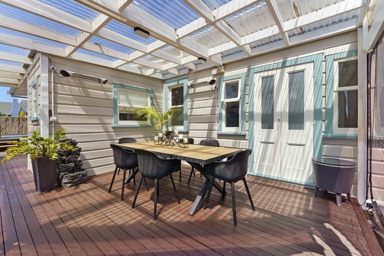 Photo of property in 7 Bell Street, Otaki, 5512