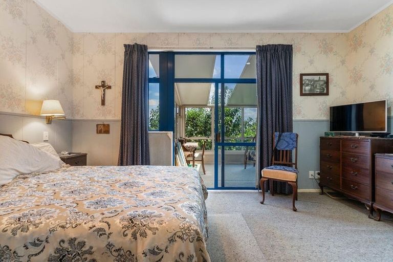 Photo of property in 40 Mccahill Views, Botany Downs, Auckland, 2010