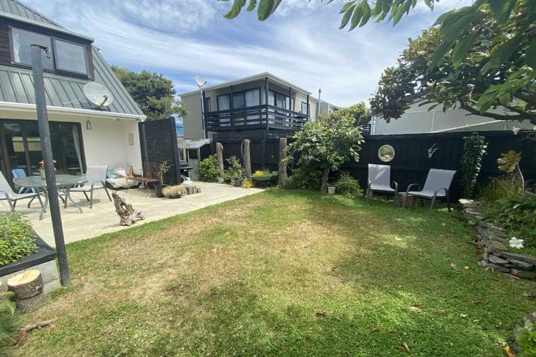 Photo of property in 1/179 Marine Parade, New Brighton, Christchurch, 8083