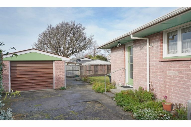 Photo of property in 3 Ron Place, Bishopdale, Christchurch, 8051