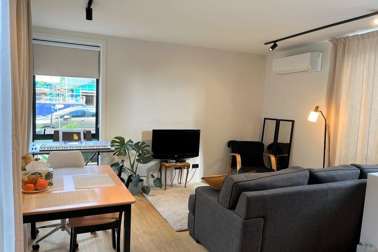 Photo of property in 12 Woolshed Road, Jacks Point, Queenstown, 9371