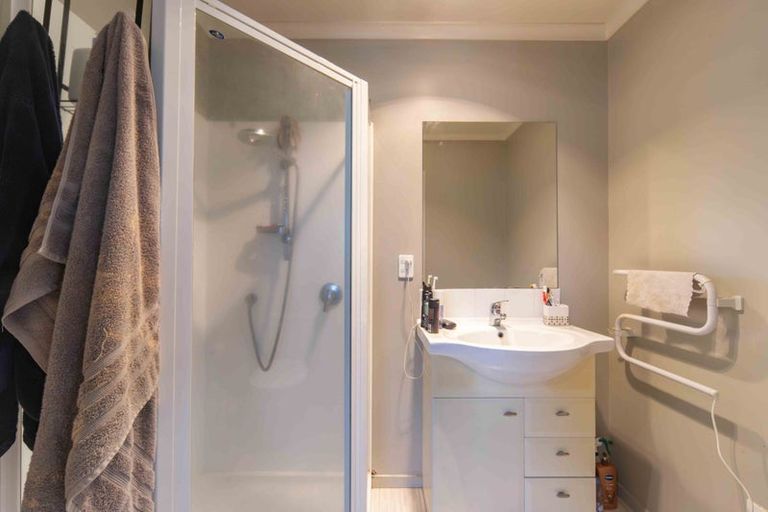 Photo of property in 9h Denver Place, Hamilton East, Hamilton, 3216