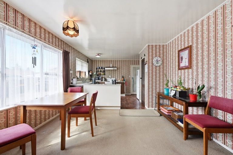 Photo of property in 8a Westbrook Place, Pomare, Rotorua, 3015