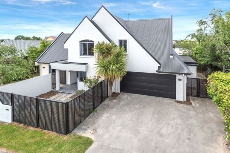 Photo of property in 27 Nyoli Street, Northcote, Christchurch, 8052
