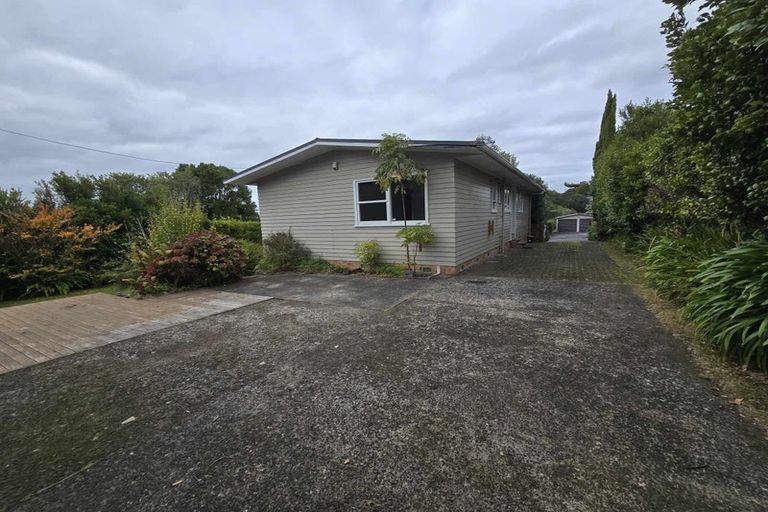 Photo of property in 56 Hilling Street, Titirangi, Auckland, 0604