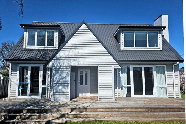 Photo of property in 8a Ngatai Road, Otumoetai, Tauranga, 3110