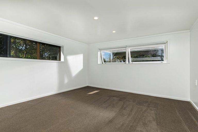 Photo of property in 44 Rewi Street, Torbay, Auckland, 0630