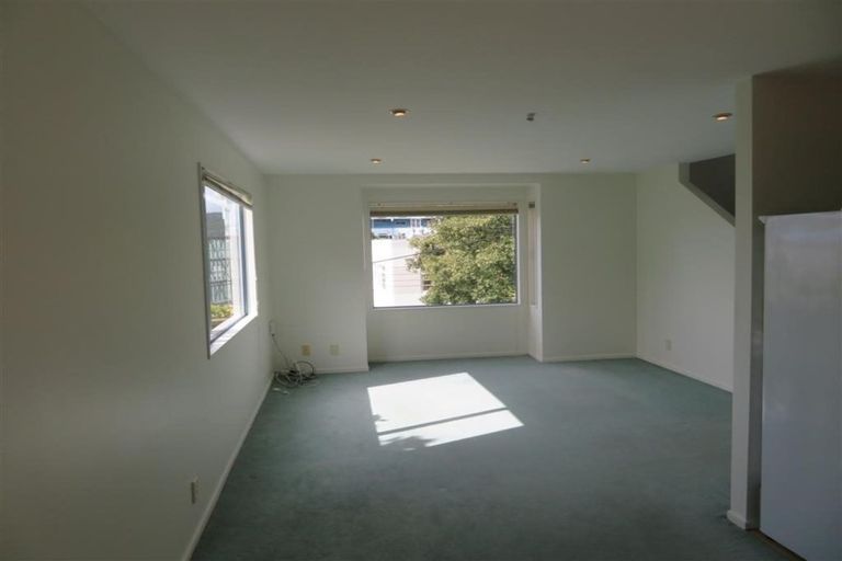 Photo of property in 2/18 Ohiro Road, Aro Valley, Wellington, 6021