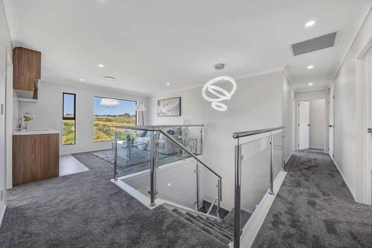 Photo of property in 31 Hauhake Road, Flat Bush, Auckland, 2019