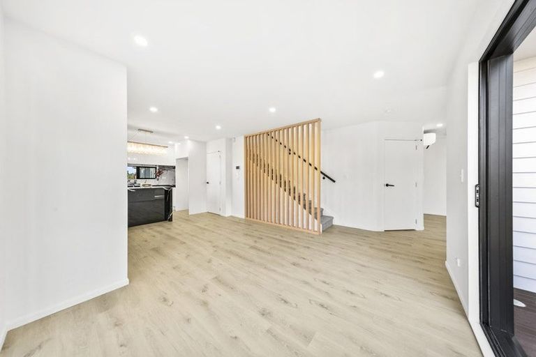 Photo of property in 6c Pikitea Road, Mangere Bridge, Auckland, 2022