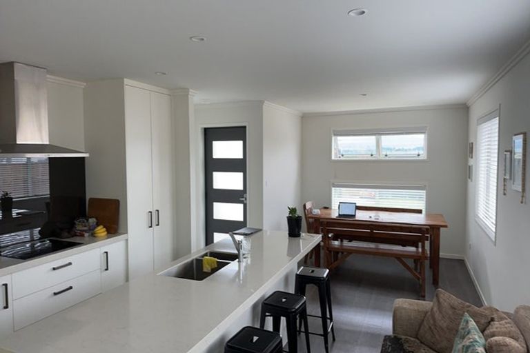 Photo of property in 14 Stingray Drive, Omokoroa, 3114