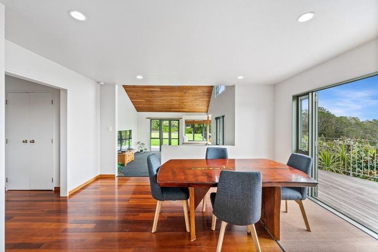 Photo of property in 40 Lonely Track Road, Redvale, Auckland, 0632