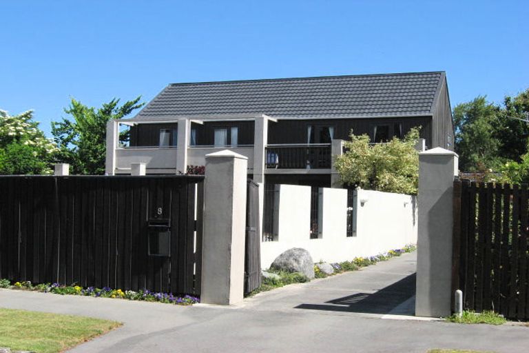 Photo of property in 8 Jamell Place, Avonhead, Christchurch, 8042