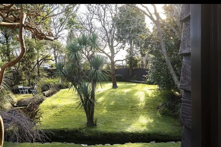 Photo of property in 132 Bishop Street, St Albans, Christchurch, 8014