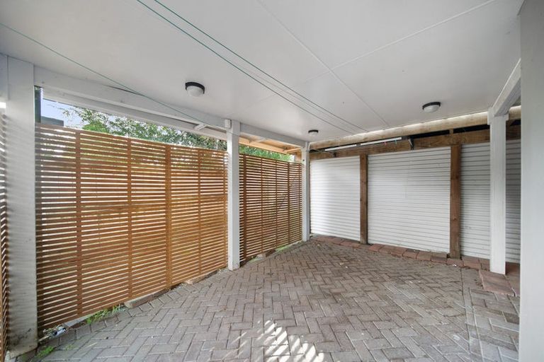 Photo of property in 16 Red Hill Road, Red Hill, Papakura, 2110