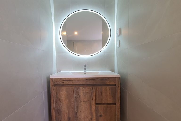 Photo of property in 55 Kea Road, Silverdale, 0932