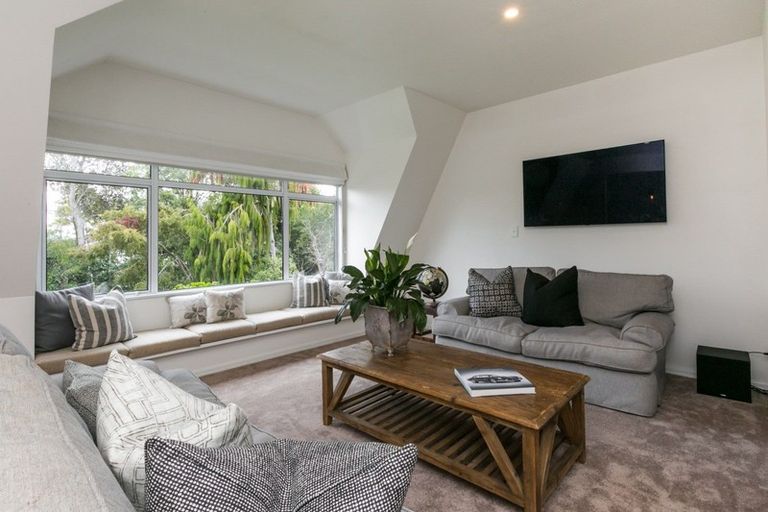 Photo of property in 56 Muritai Crescent, Havelock North, 4130