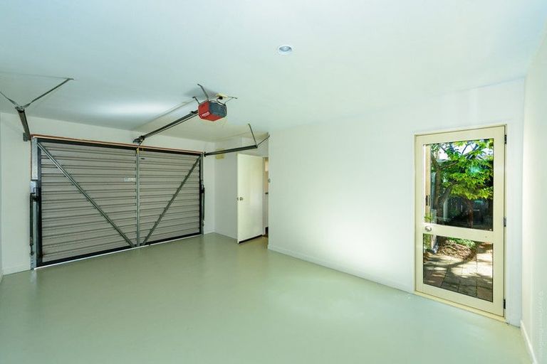 Photo of property in 2/44 Springfield Road, St Albans, Christchurch, 8014