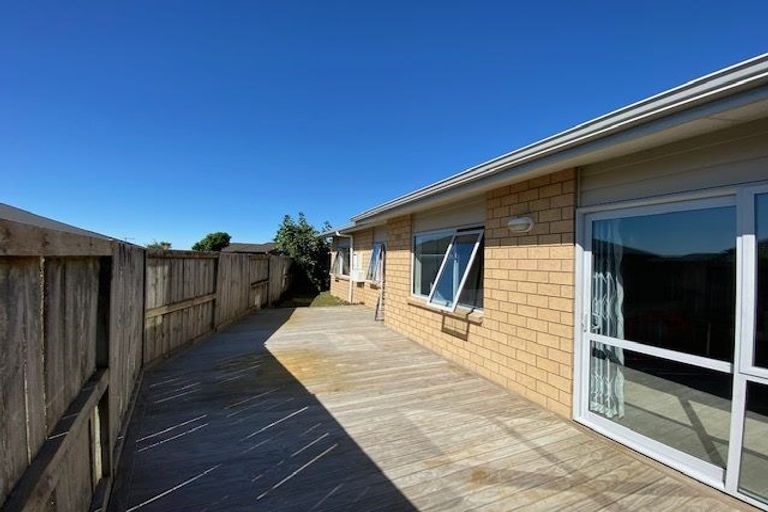 Photo of property in 29 Chadwick Place, Rototuna North, Hamilton, 3210