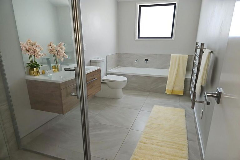 Photo of property in 130 Harriet Johnston Drive, Pokeno, 2402