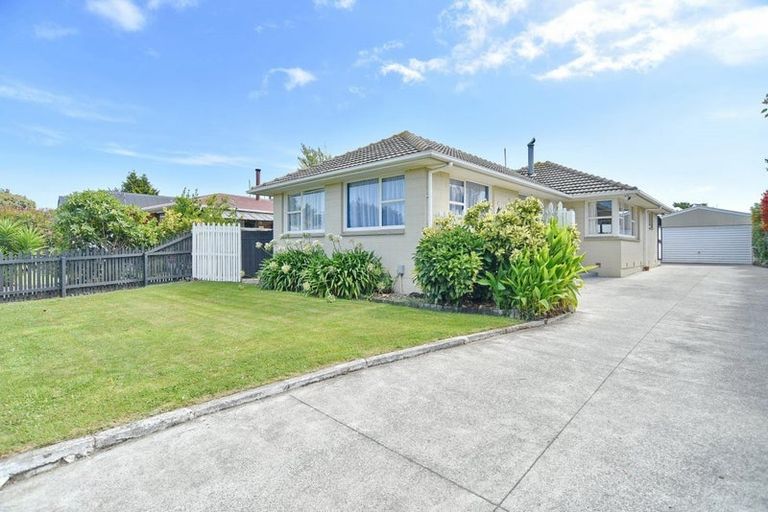 Photo of property in 17 Barrowclough Street, Hoon Hay, Christchurch, 8025