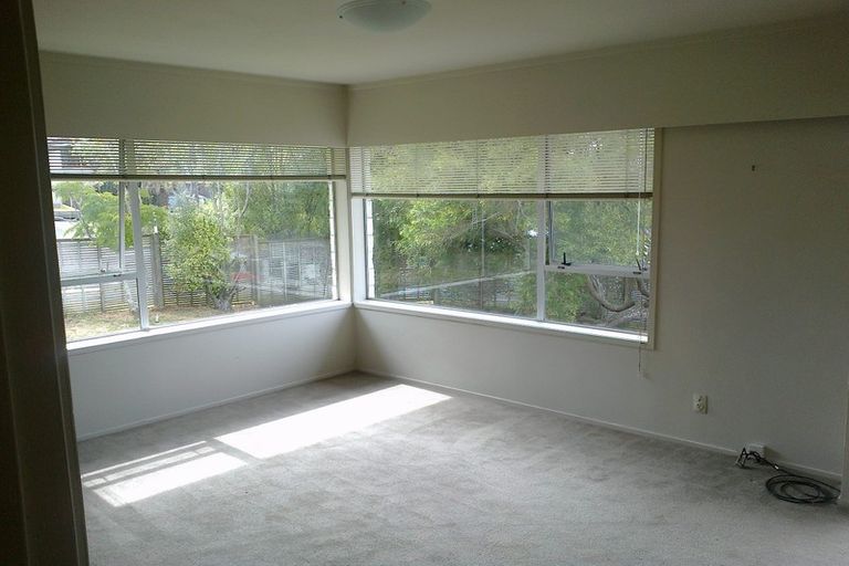 Photo of property in 1/79 Prince Regent Drive, Half Moon Bay, Auckland, 2012